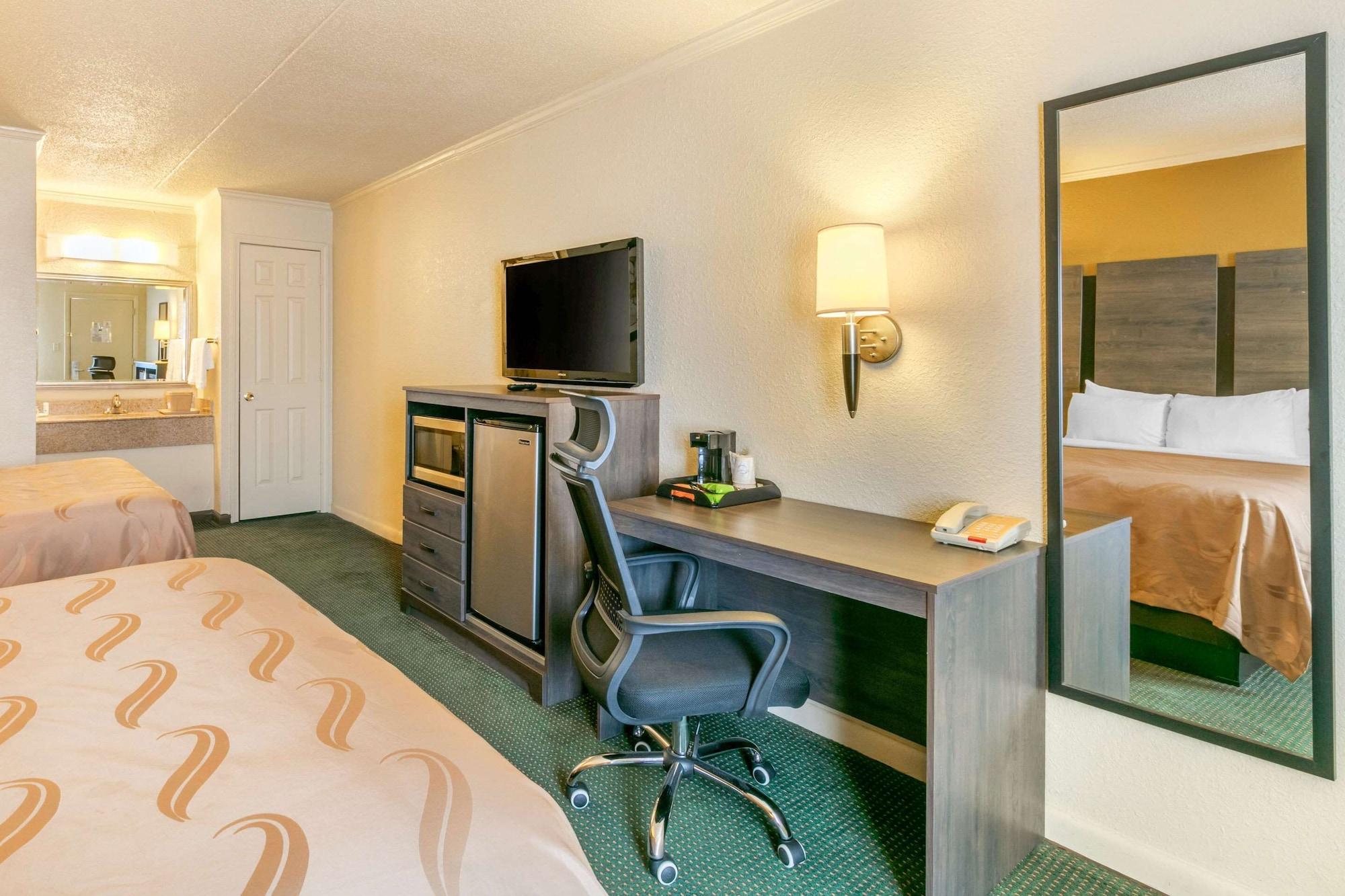 Quality Inn Манчестер Екстер'єр фото